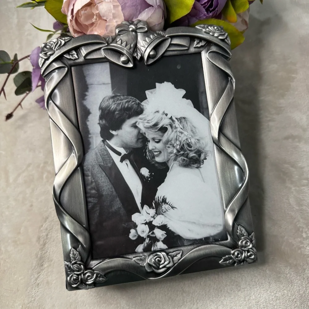 NEW Vintage Silver Wedding Picture Frame and Photo Album